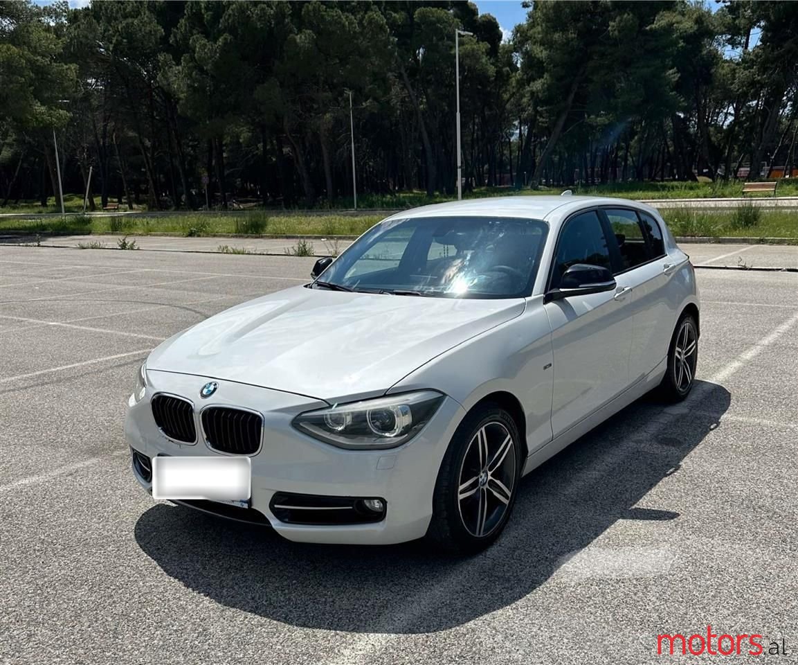 2013' BMW 118 photo #1