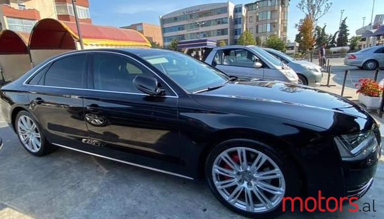 2012' Audi A8 photo #1