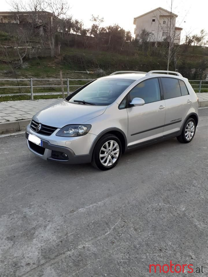 2007' Volkswagen Golf Plus photo #1