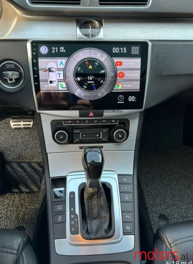 2012' Volkswagen photo #3