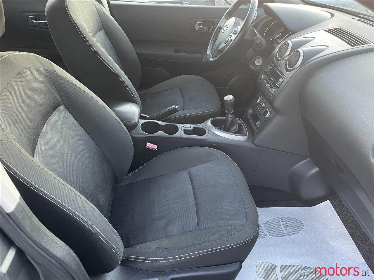 2011' Nissan Qashqai photo #6