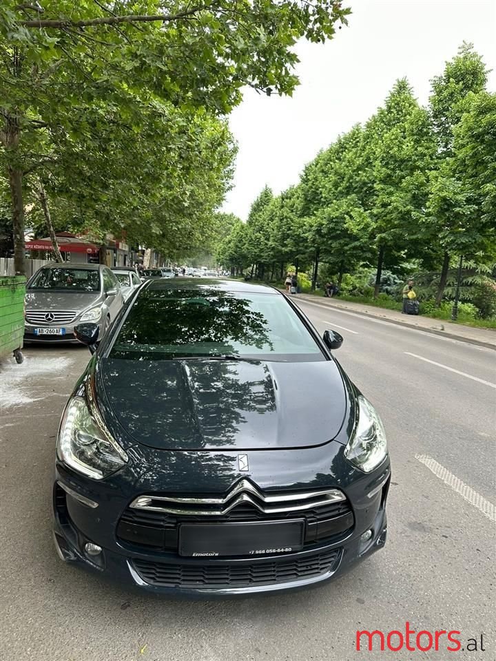 2014' Citroen DS5 photo #4