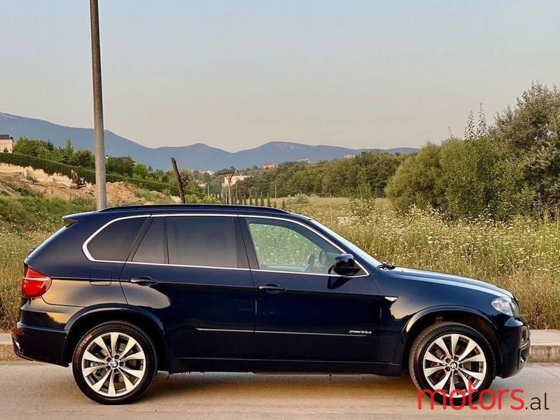 2010' BMW X5 photo #2