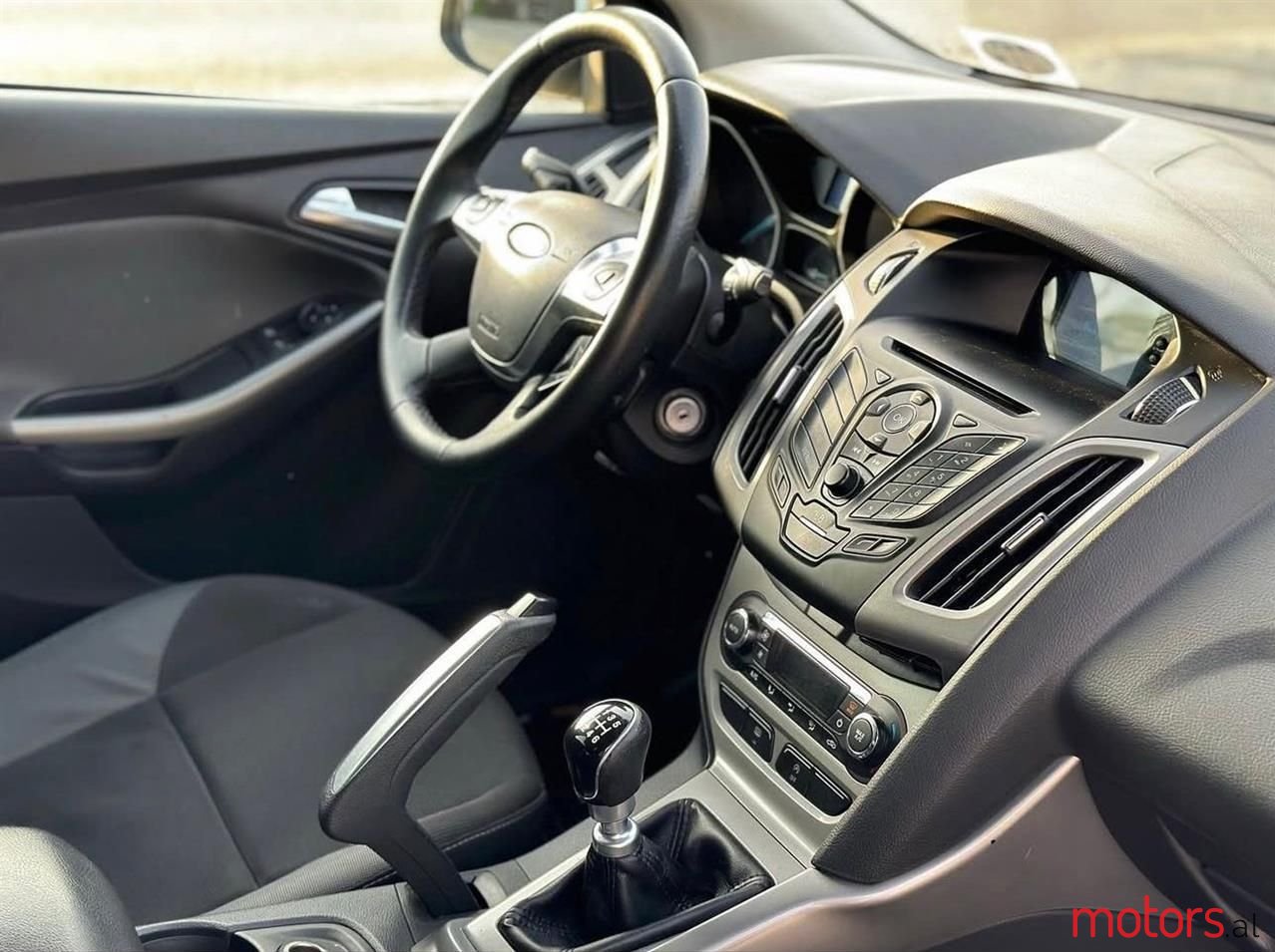 2013' Ford Focus photo #4