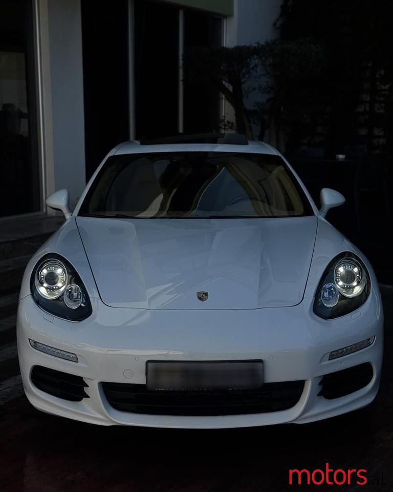 2014' Porsche Panamera photo #5