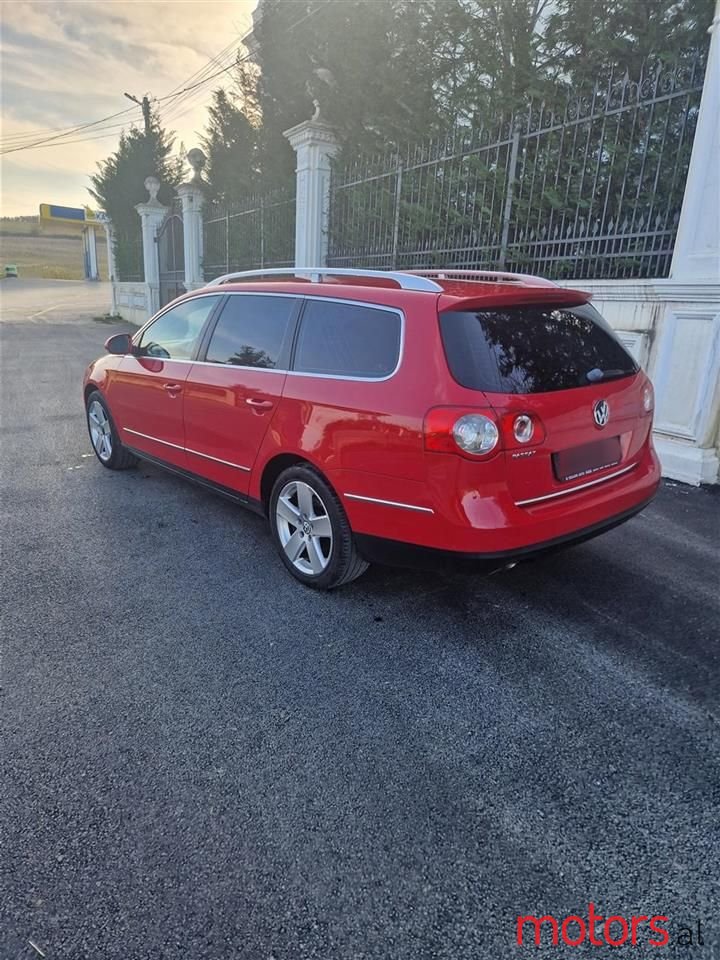 2007' Volkswagen Passat photo #3