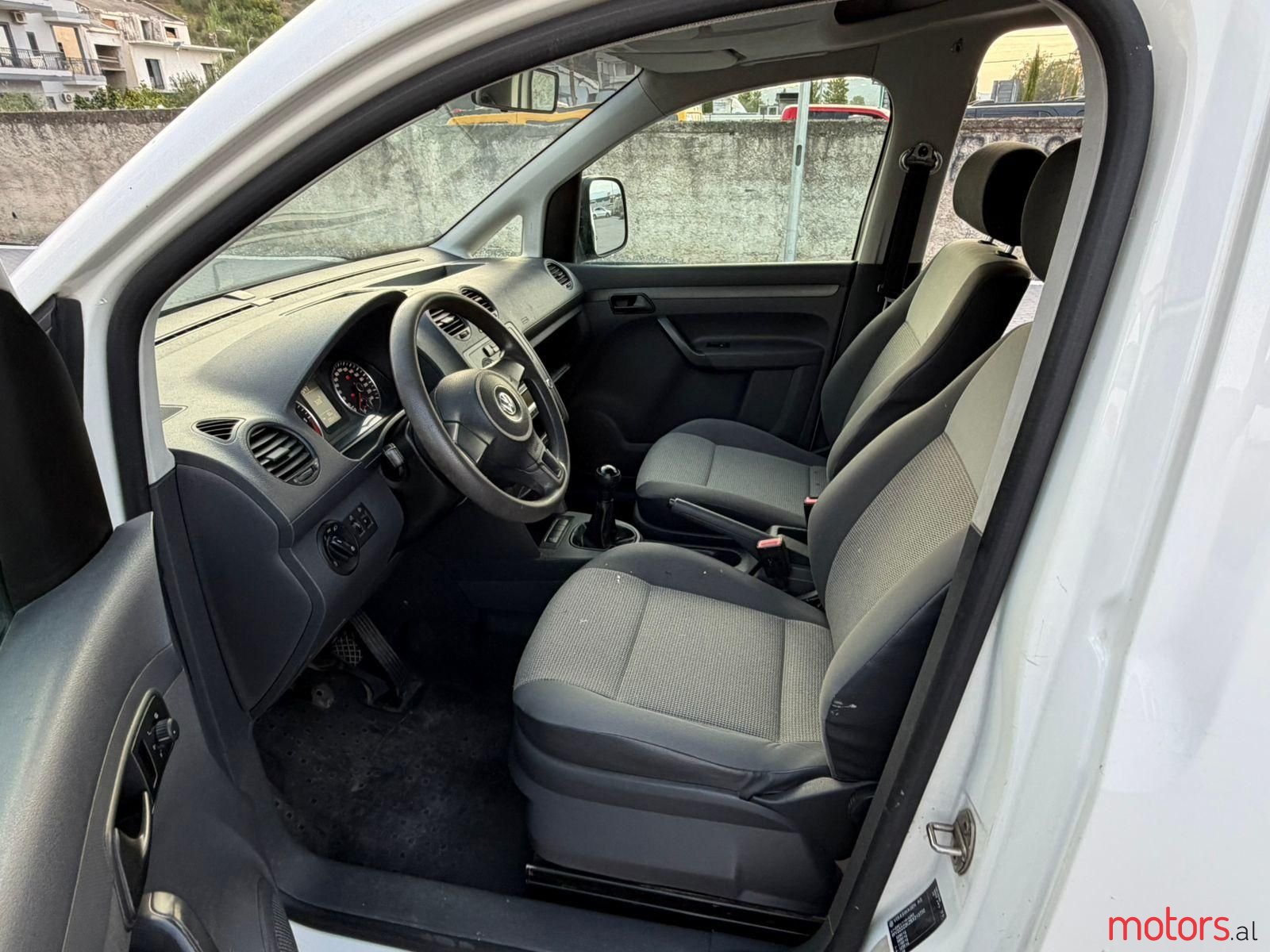 2010' Volkswagen Caddy photo #6
