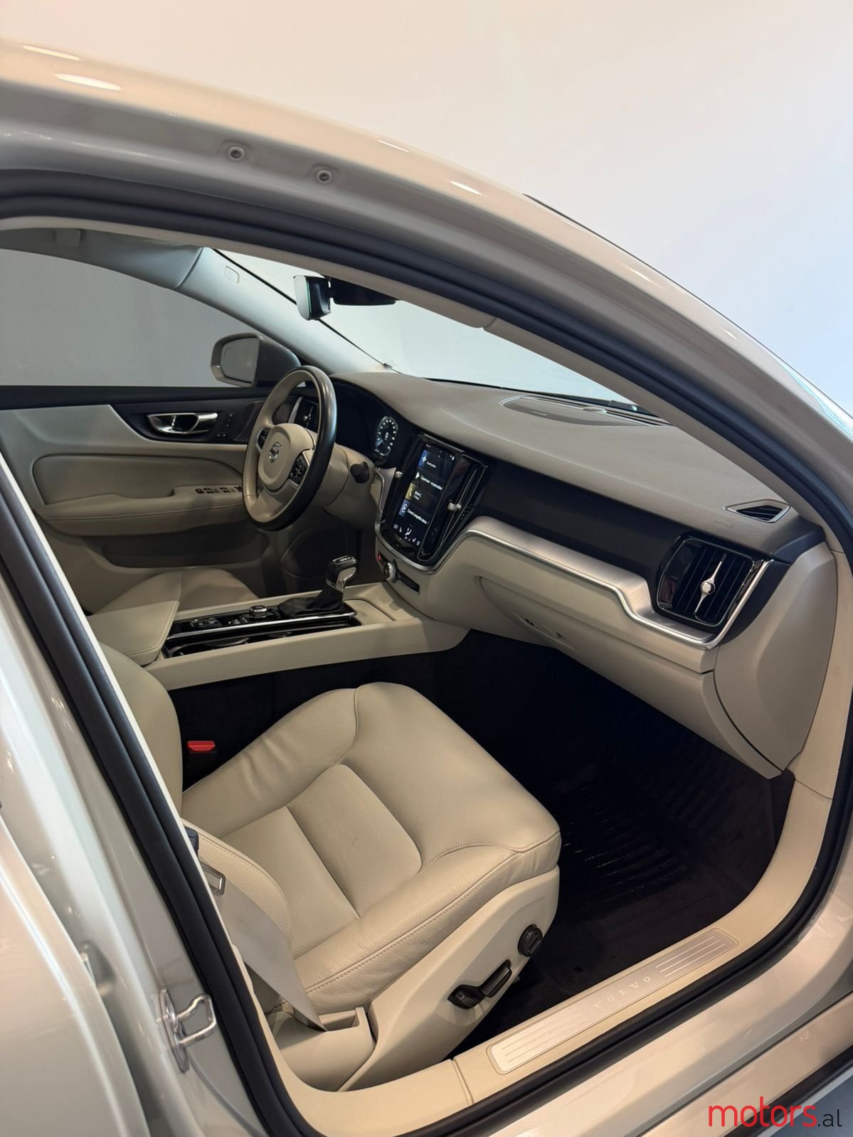 2020' Volvo S60 photo #6