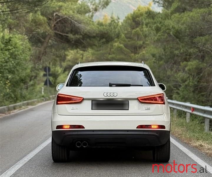 2012' Audi Q3 photo #6