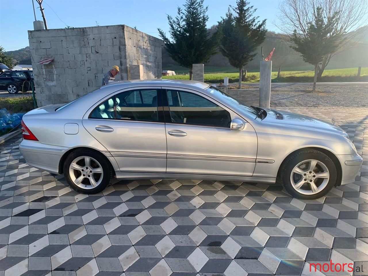 2006' Mercedes-Benz 220 photo #5