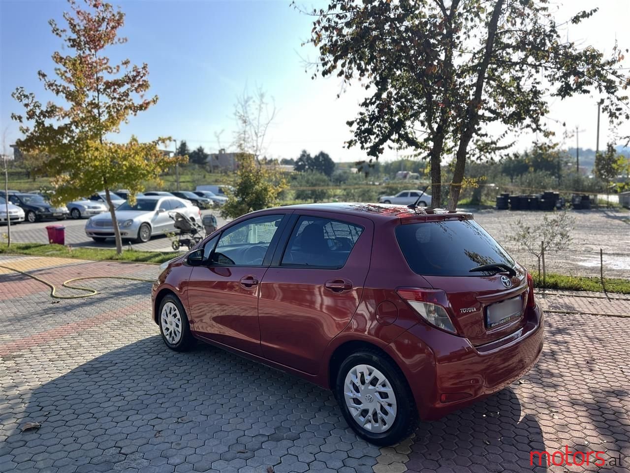 2012' Toyota Yaris photo #6