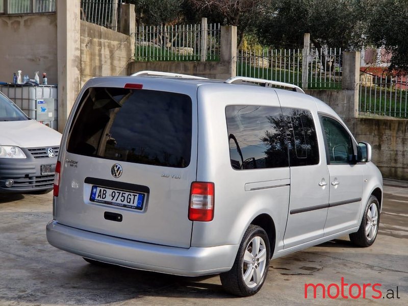 2010' Volkswagen Caddy photo #4