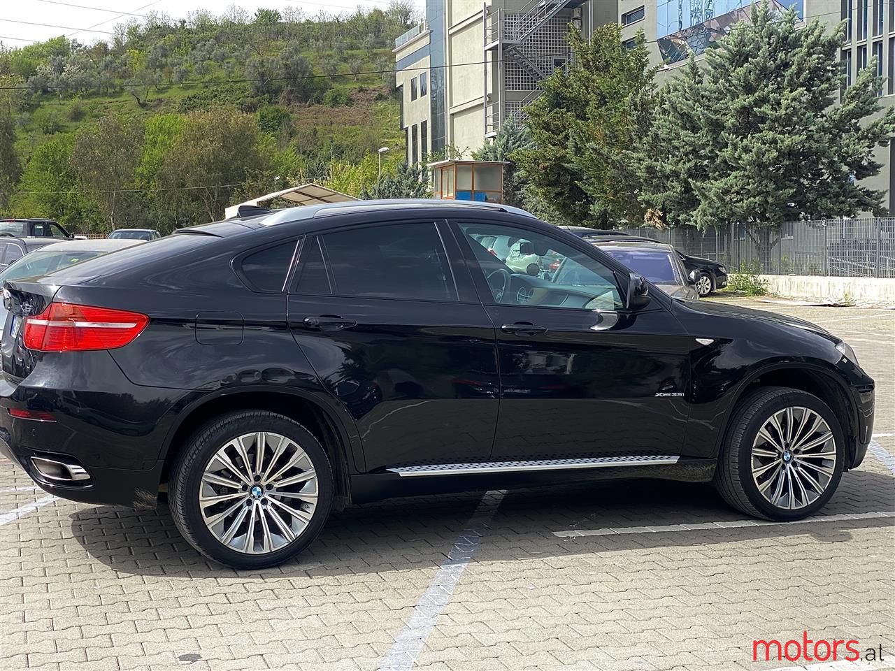 2011' BMW X6 photo #1