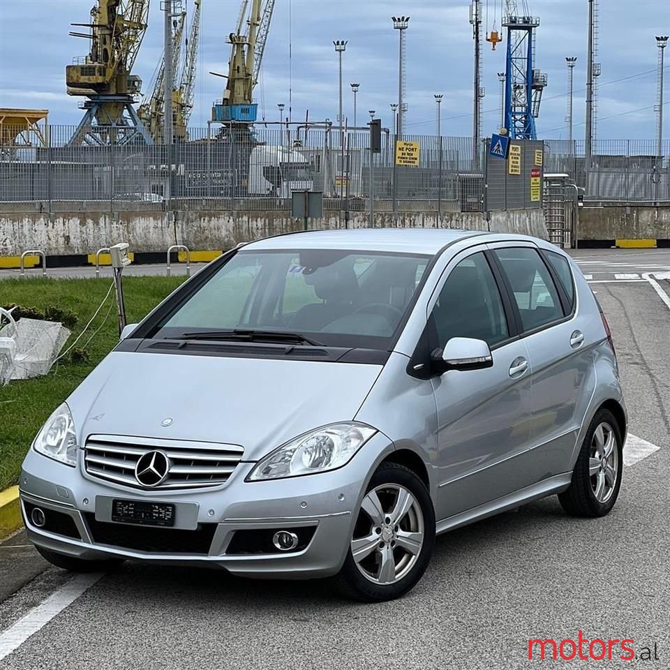 2010' Mercedes-Benz A 180 photo #1