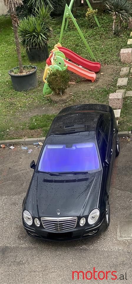 2008' Mercedes-Benz E 320 photo #2