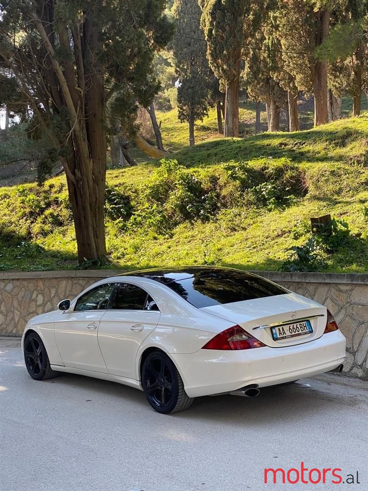 2007' Mercedes-Benz CLS 320 photo #3