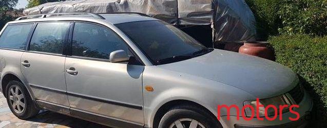 1998' Volkswagen Passat photo #1