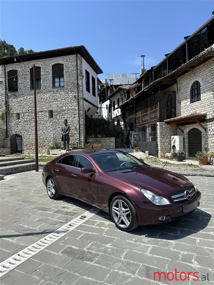 2009' Mercedes-Benz CLS 320 photo #1