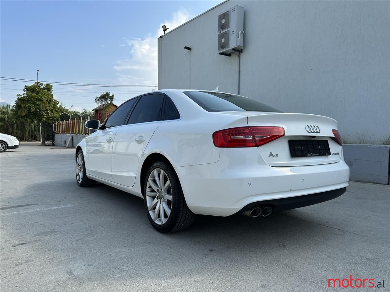 2013' Audi A4 photo #4
