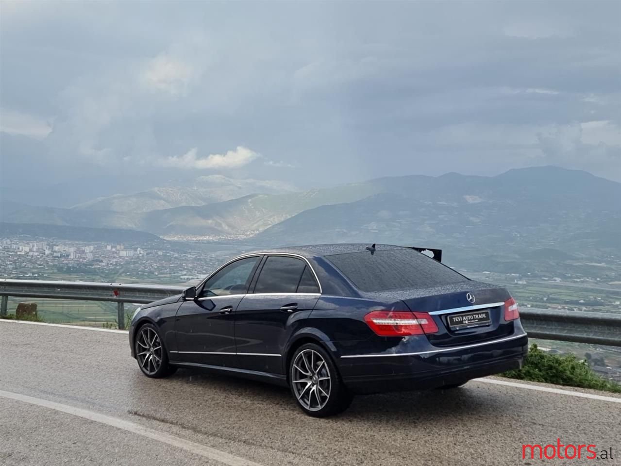 2010' Mercedes-Benz E 250 photo #4