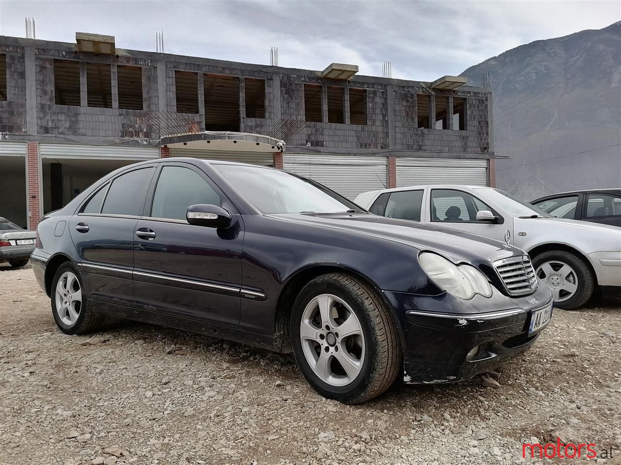 2002' Mercedes-Benz C 270 photo #3