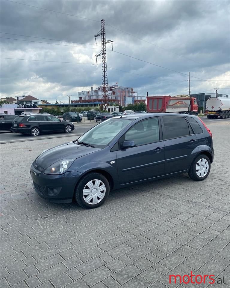 2008' Ford Fiesta photo #4