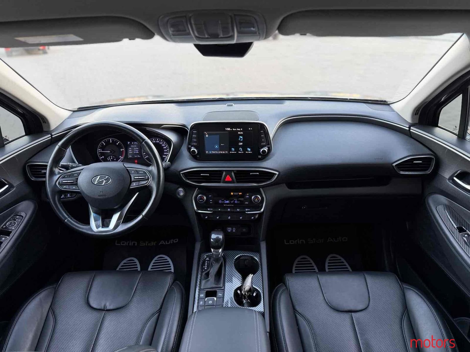2018' Hyundai Santa Fe photo #4