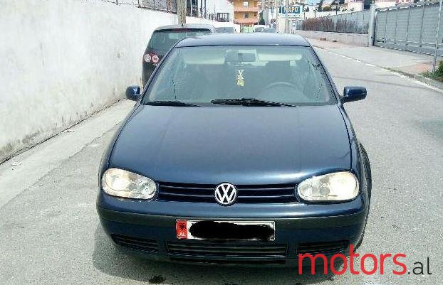 2000' Volkswagen Golf photo #1