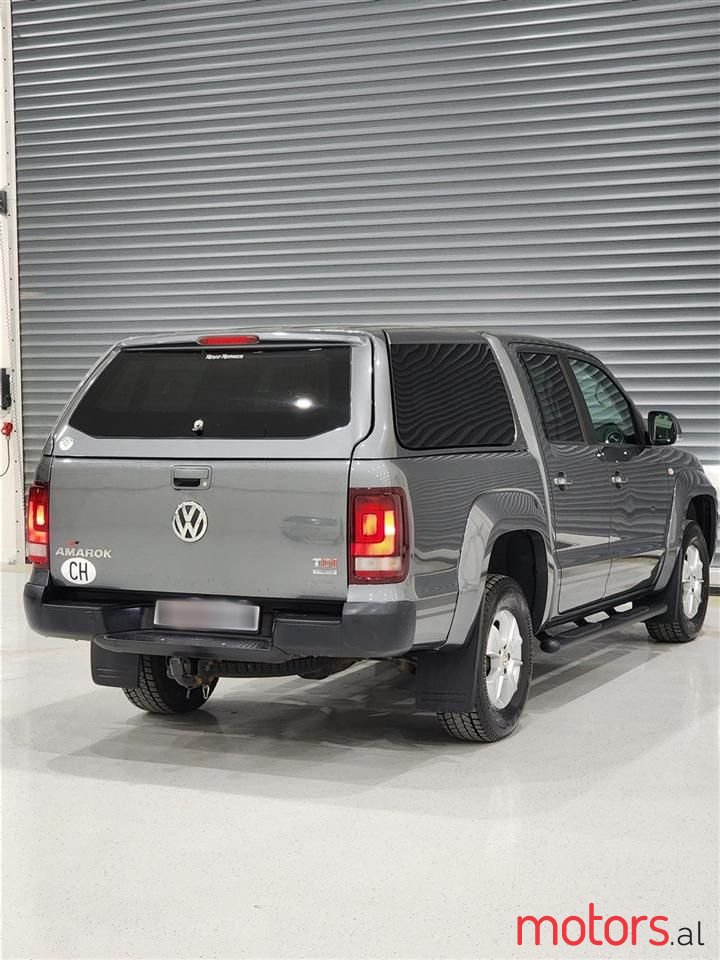 2015' Volkswagen Amarok photo #4