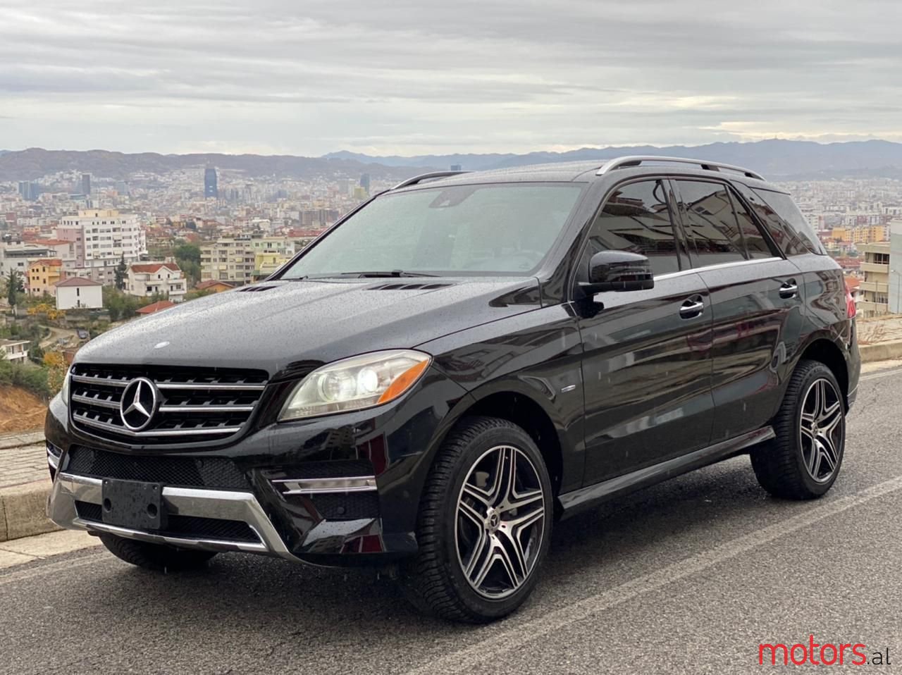 2012' Mercedes-Benz ML 350 photo #3