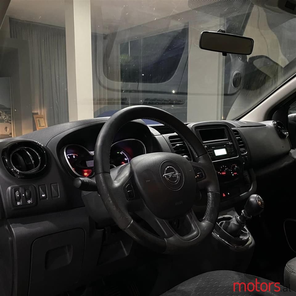 2018' Opel Vivaro photo #6