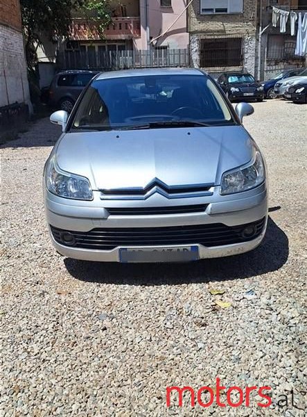 2008' Citroen C4 photo #1