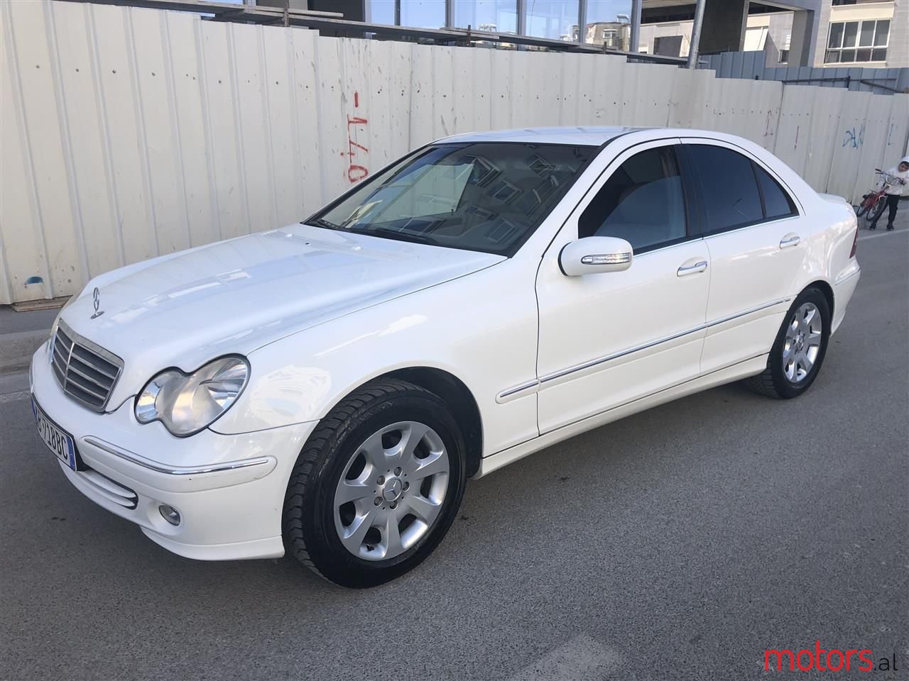 2006' Mercedes-Benz 300 photo #3