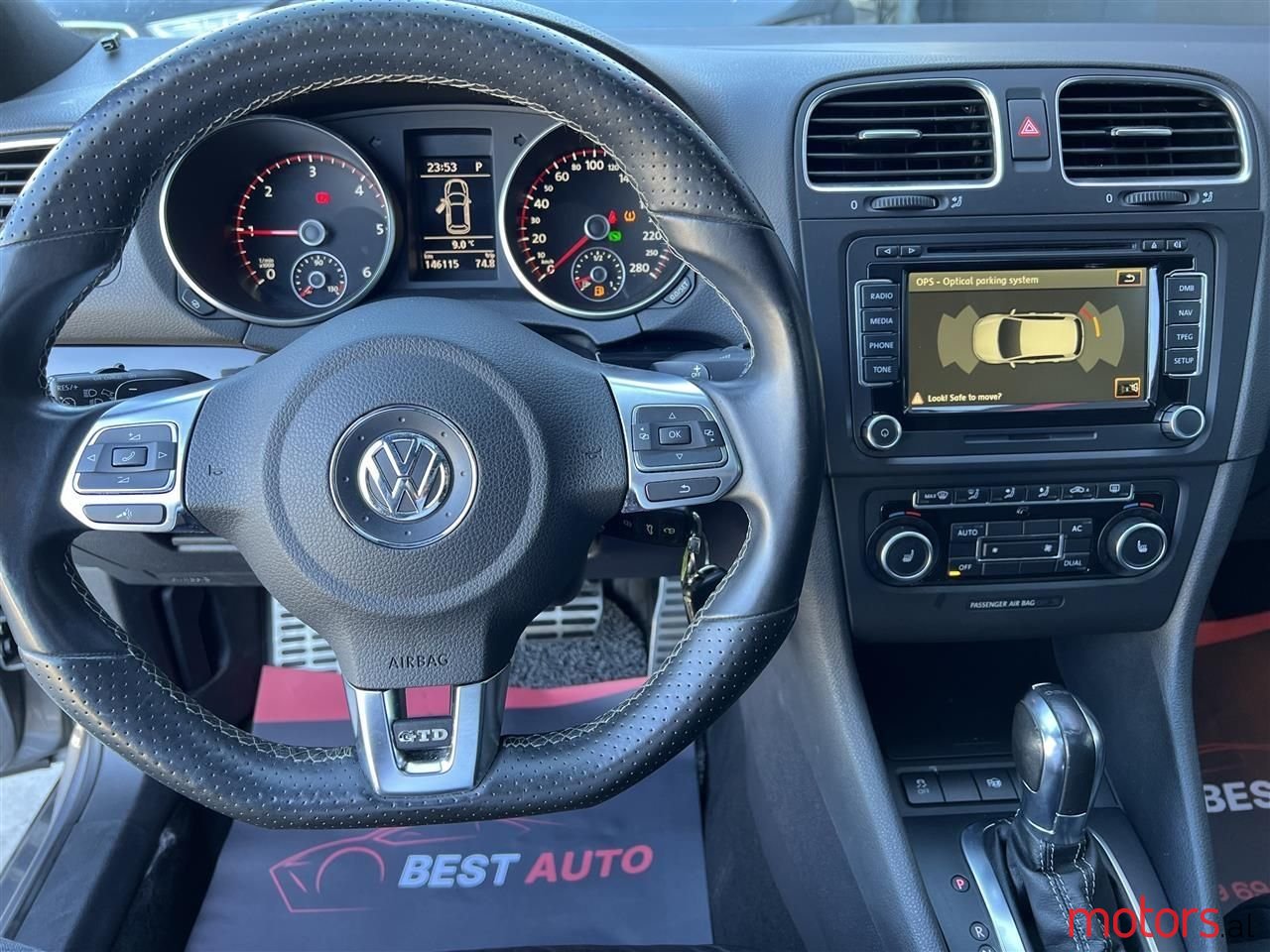 2012' Volkswagen Golf photo #4