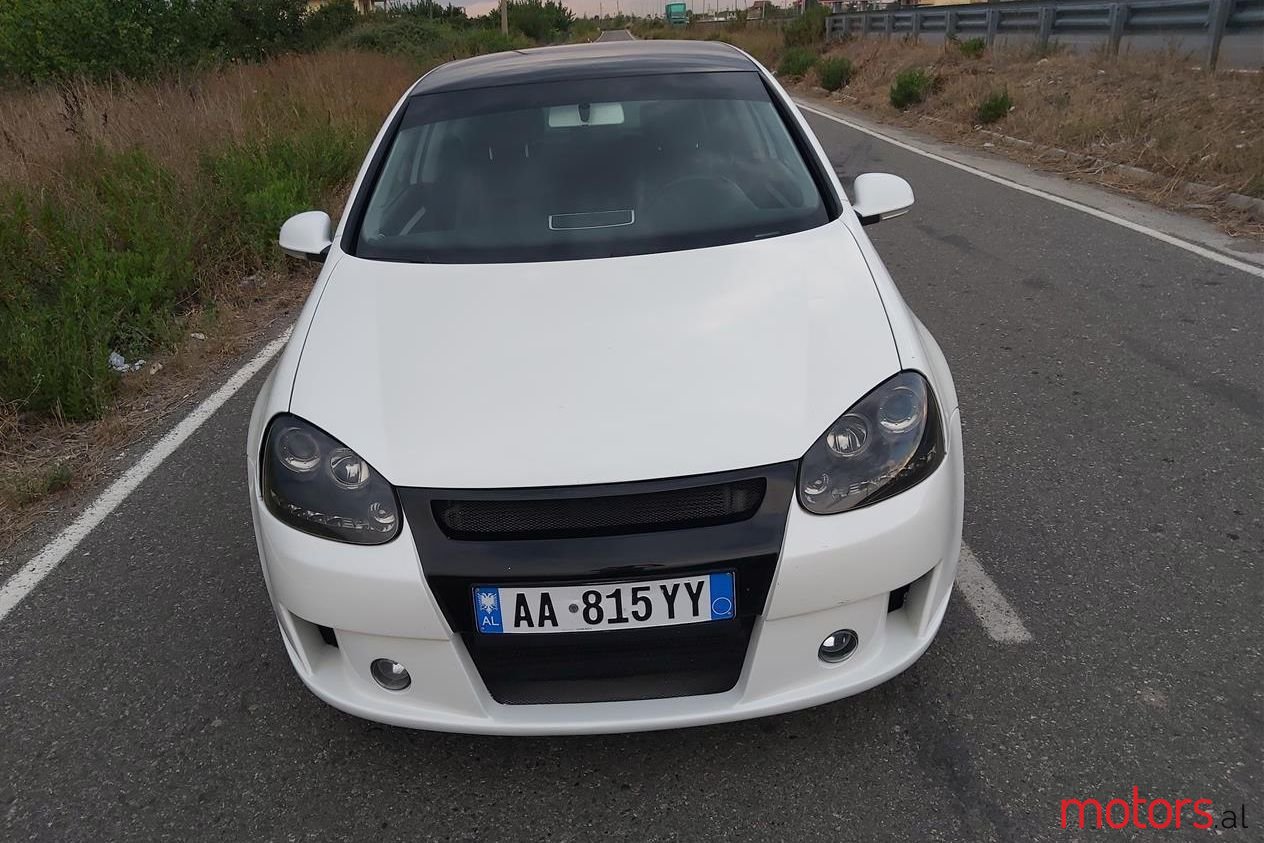 2007' Volkswagen Golf photo #2