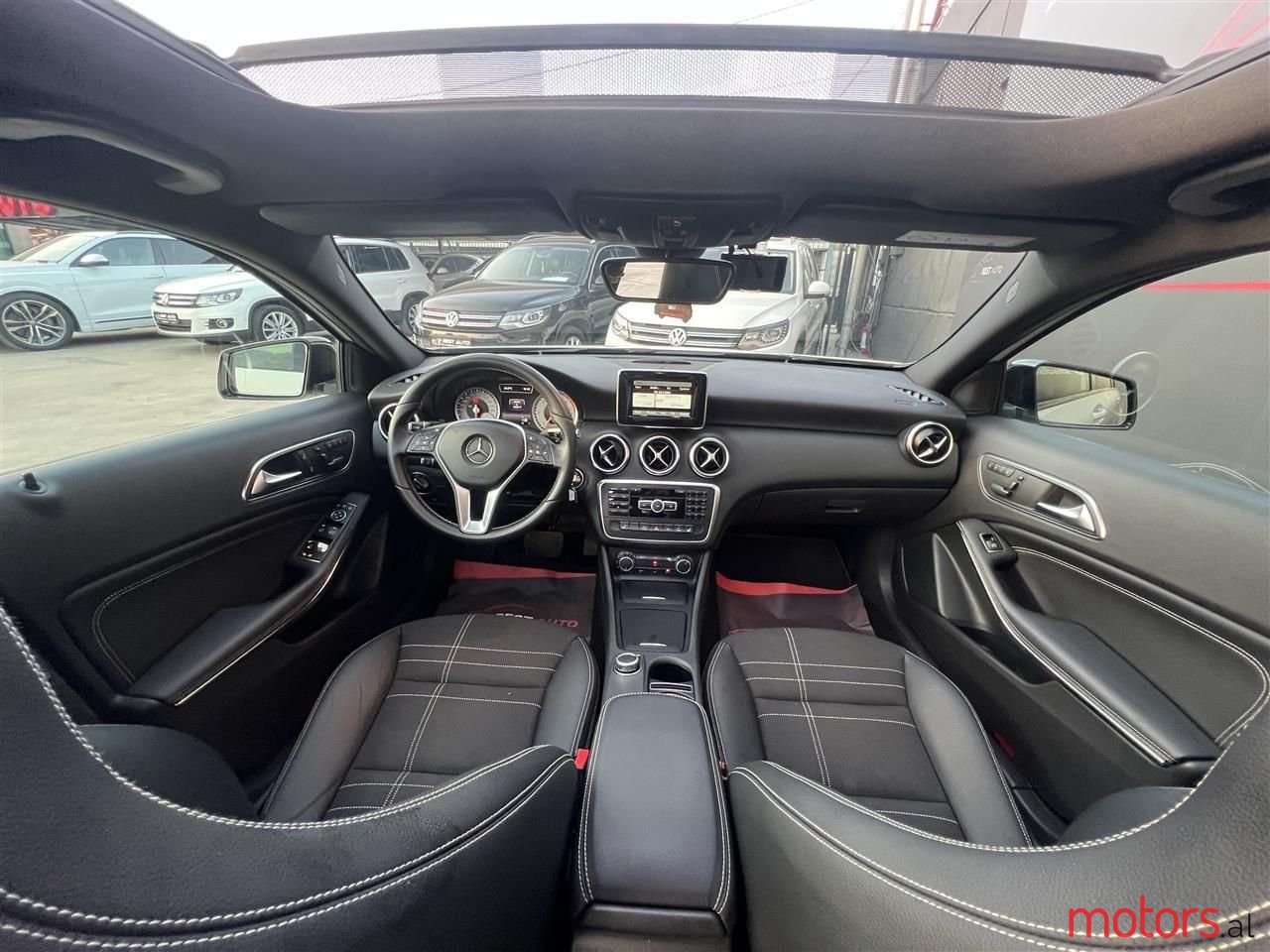 2014' Mercedes-Benz A 200 photo #2