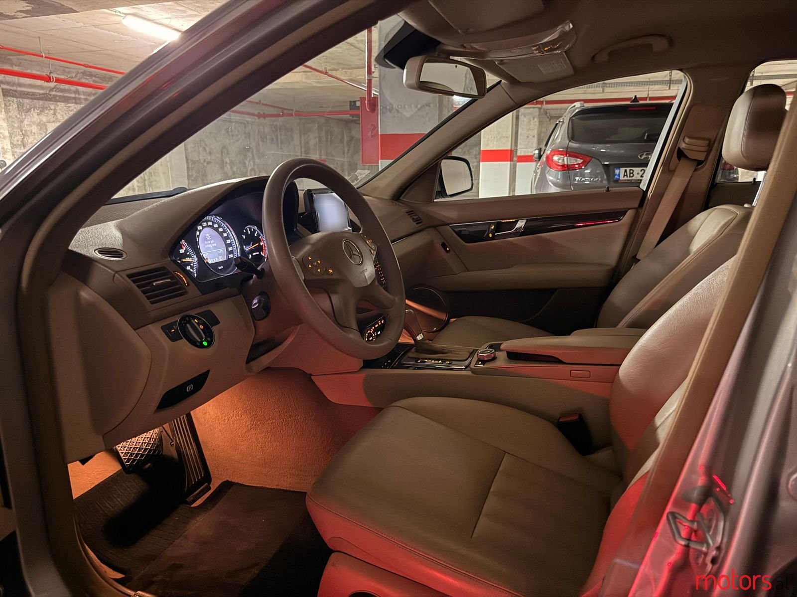 2008' Mercedes-Benz C 220 photo #1