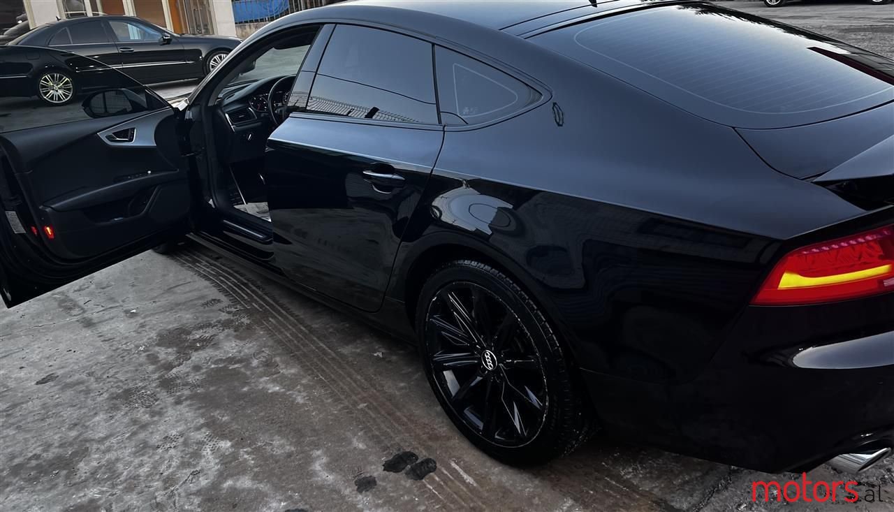 2012' Audi A7 photo #1