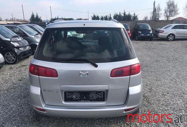 2004' Mazda 2 photo #2