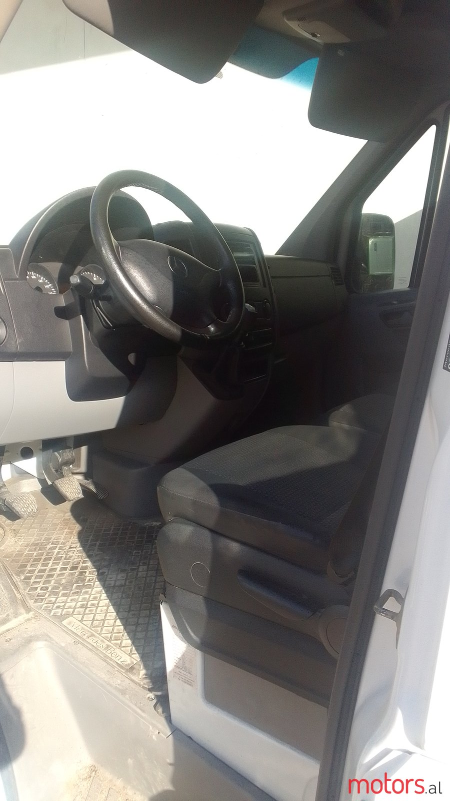 2008' Mercedes-Benz Sprinter 311 photo #5