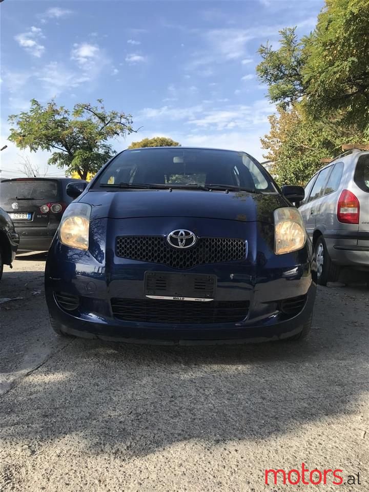 2006' Toyota Yaris photo #1
