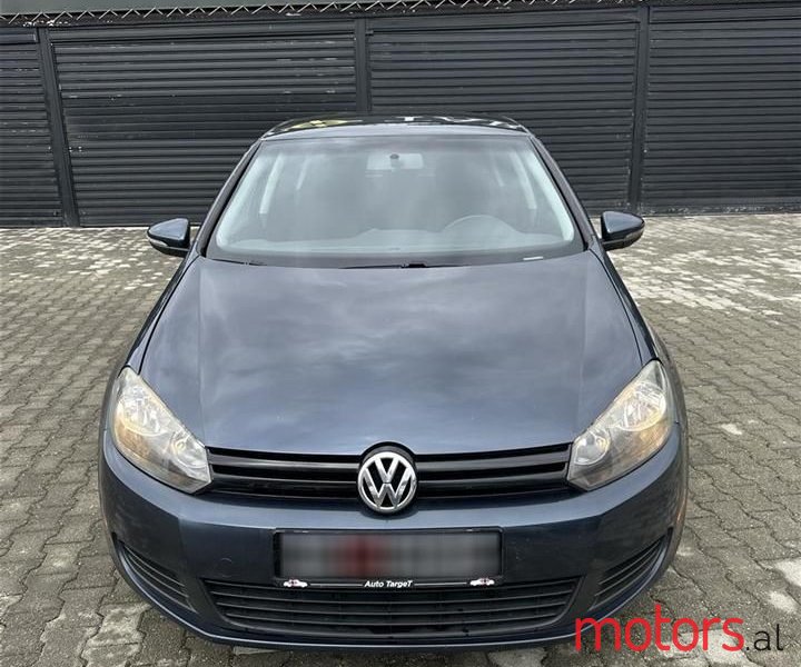 2011' Volkswagen Golf photo #6