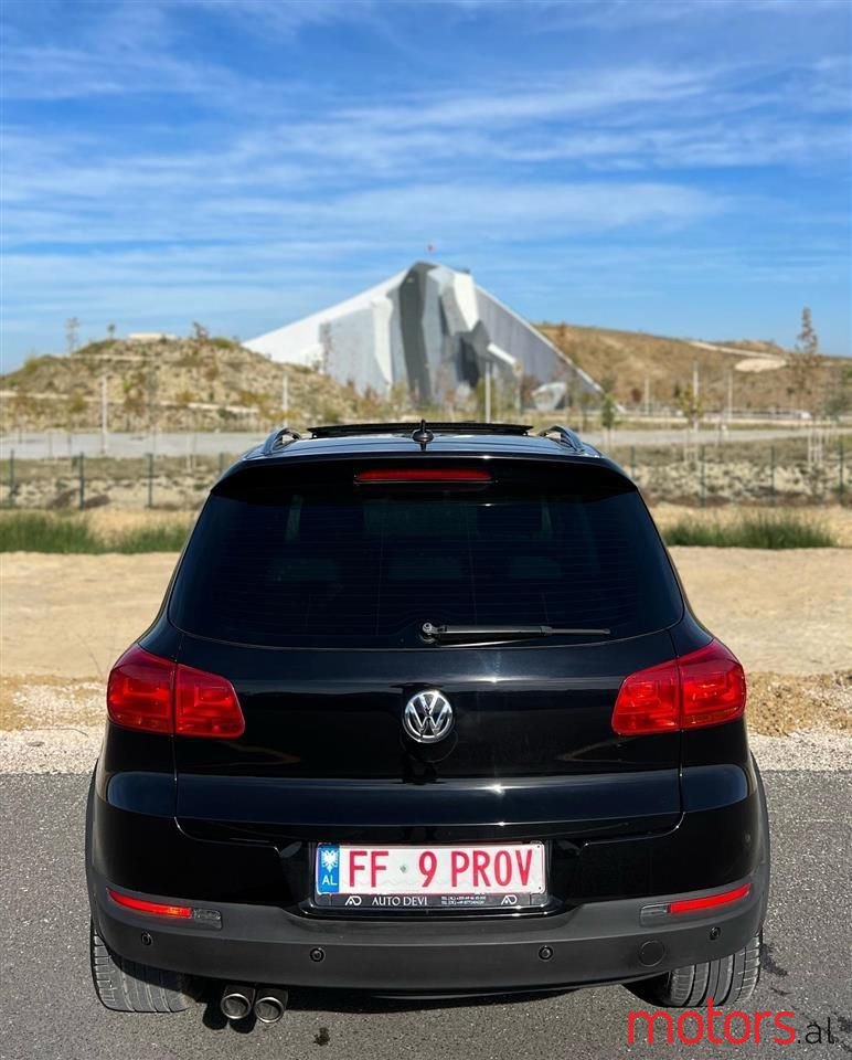 2013' Volkswagen Tiguan photo #5