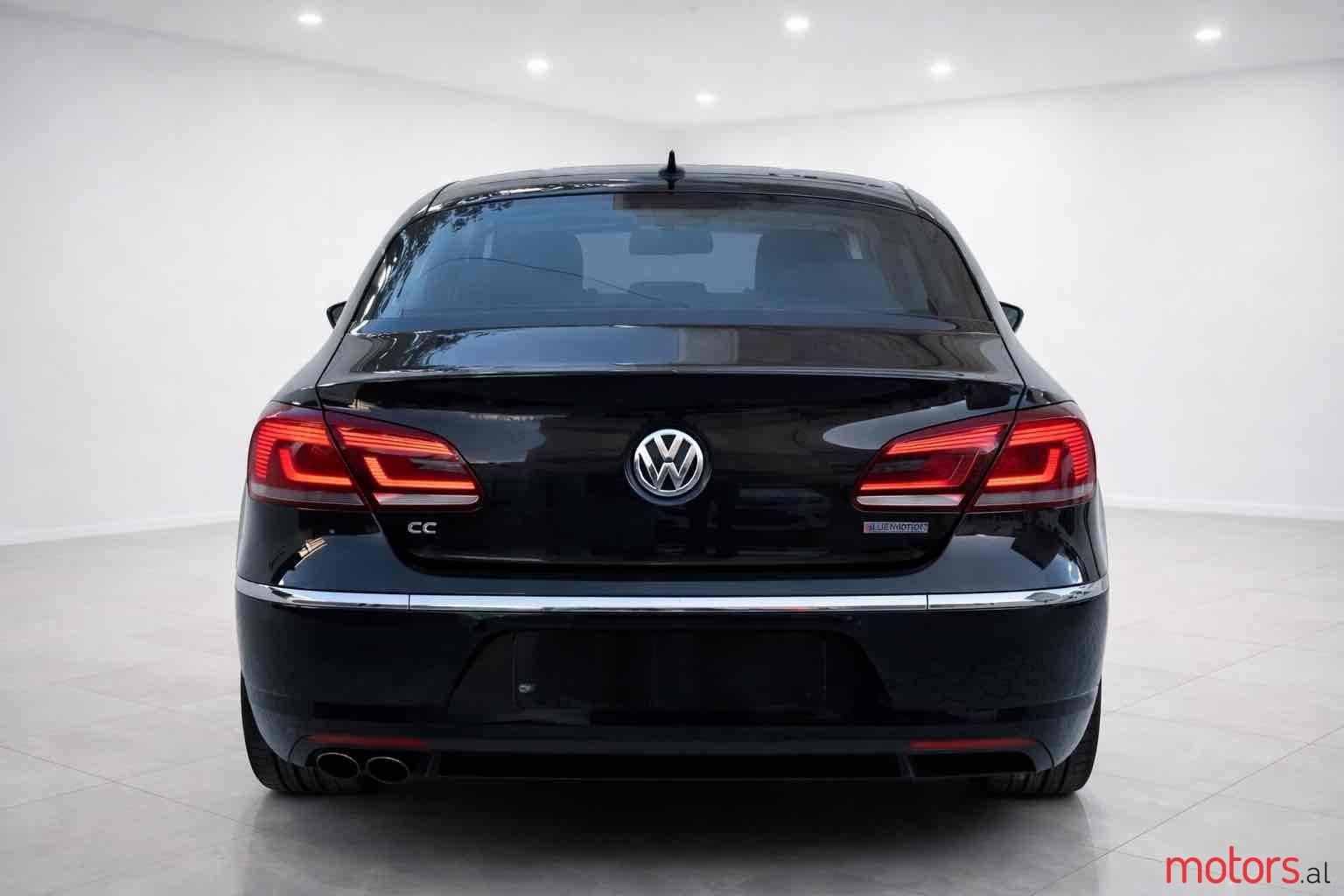 2012' Volkswagen Passat photo #3