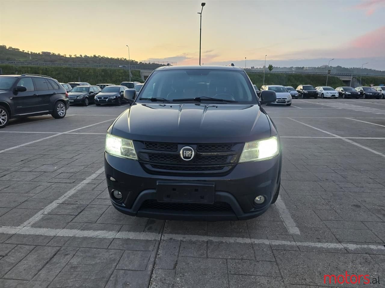 2012' Fiat Freemont photo #4