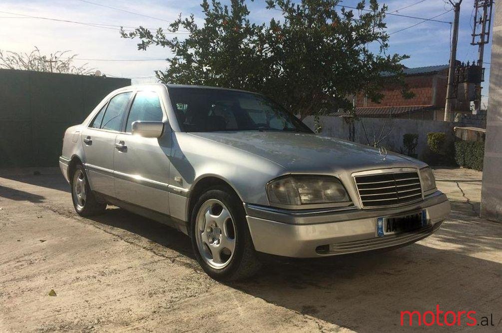 1996' Mercedes-Benz 250 photo #1