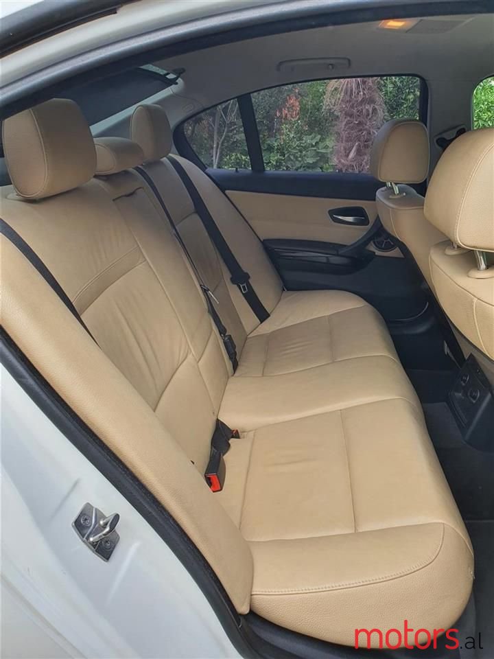 2010' BMW 316 photo #3