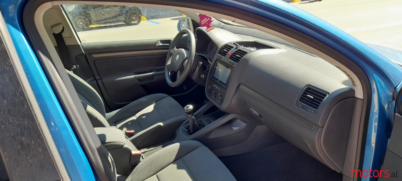 2005' Volkswagen Golf V photo #6