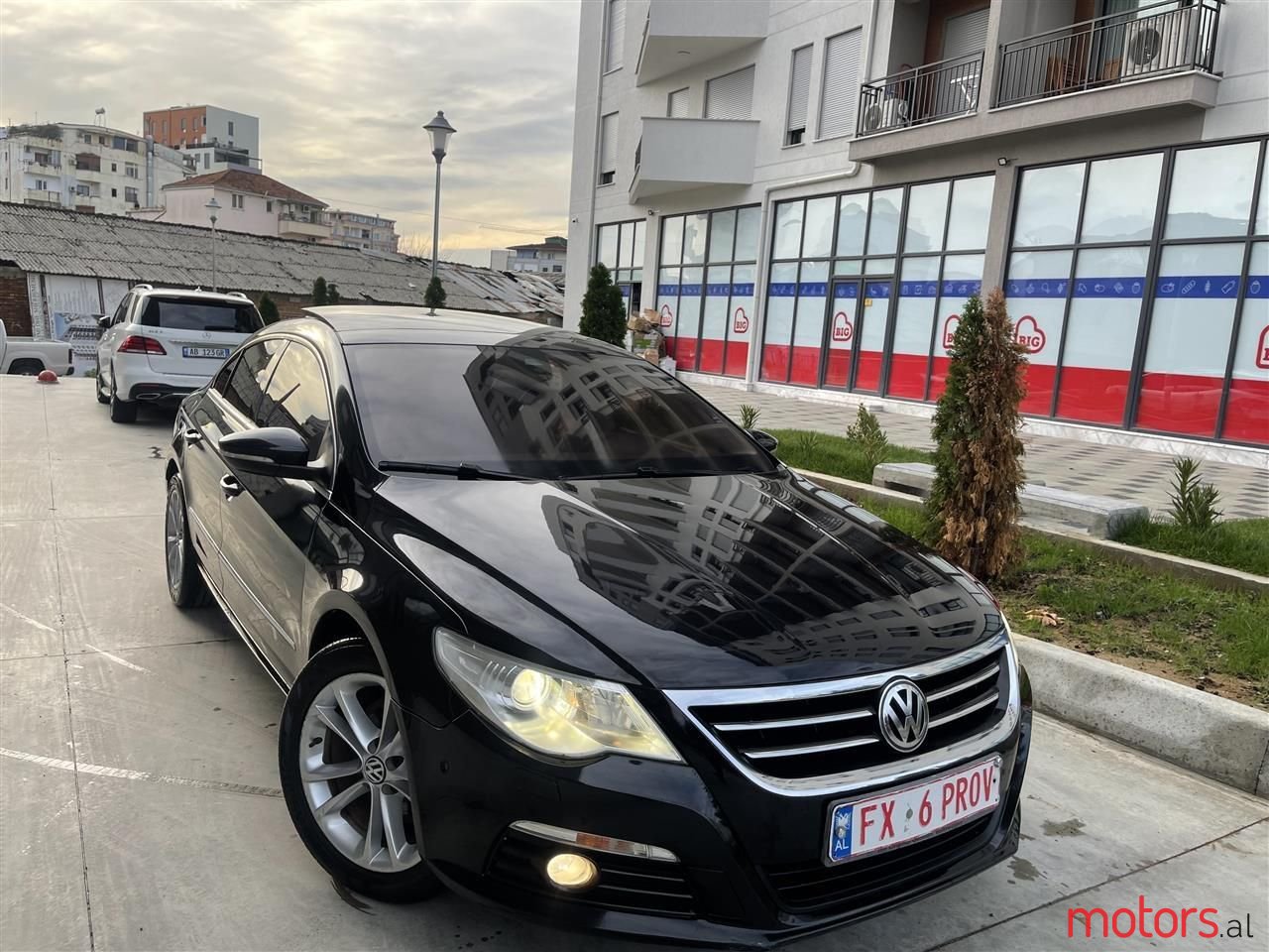 2011' Volkswagen CC photo #1