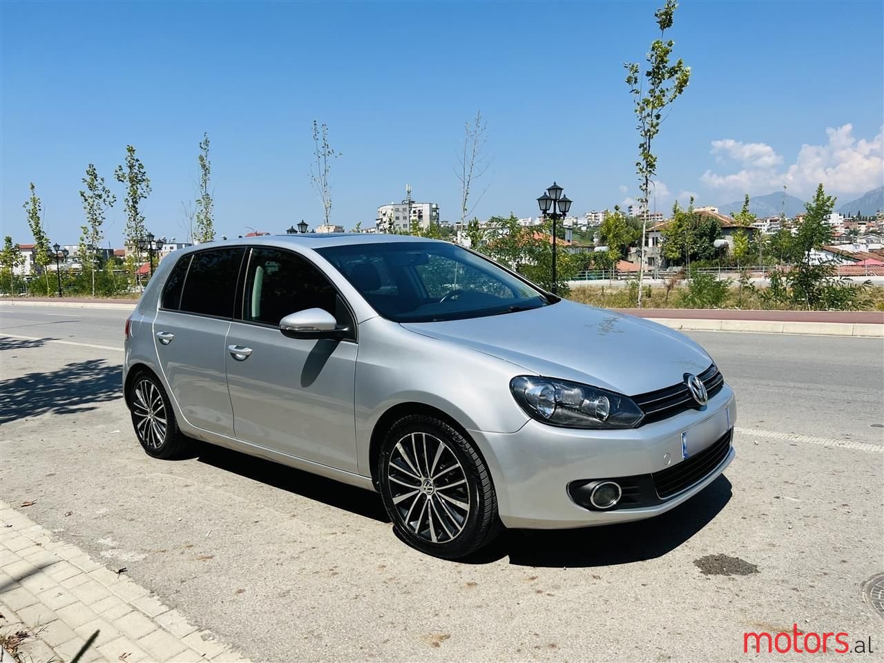 2013' Volkswagen Golf photo #3